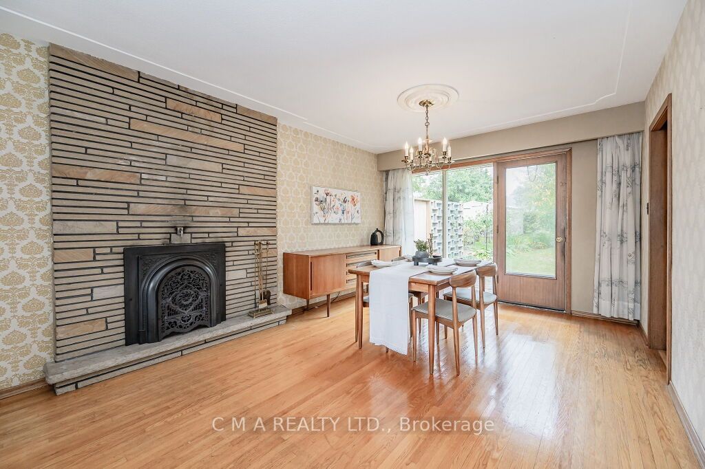 Listing Image 5