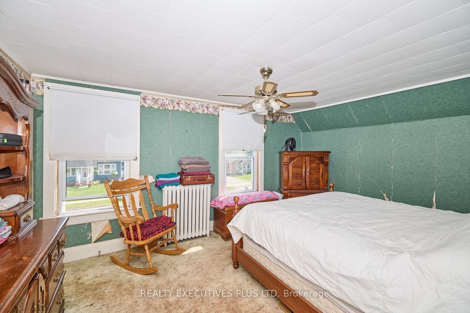Listing Image 18