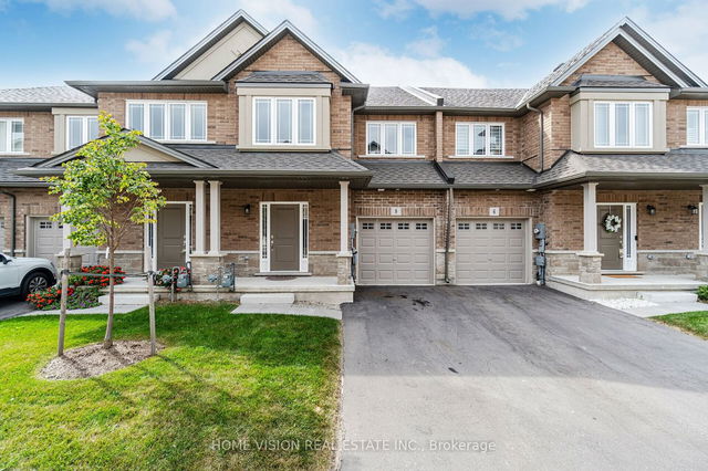 8 LAGUNA VILLAGE Crescent