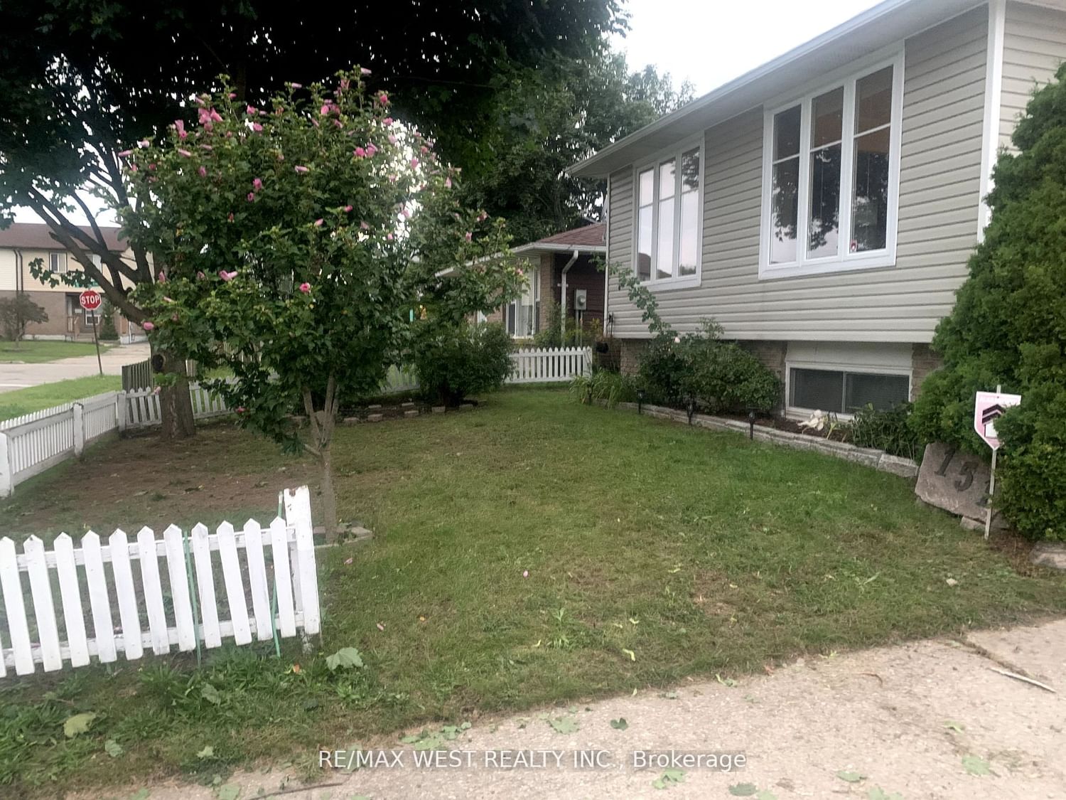 Listing Image 37