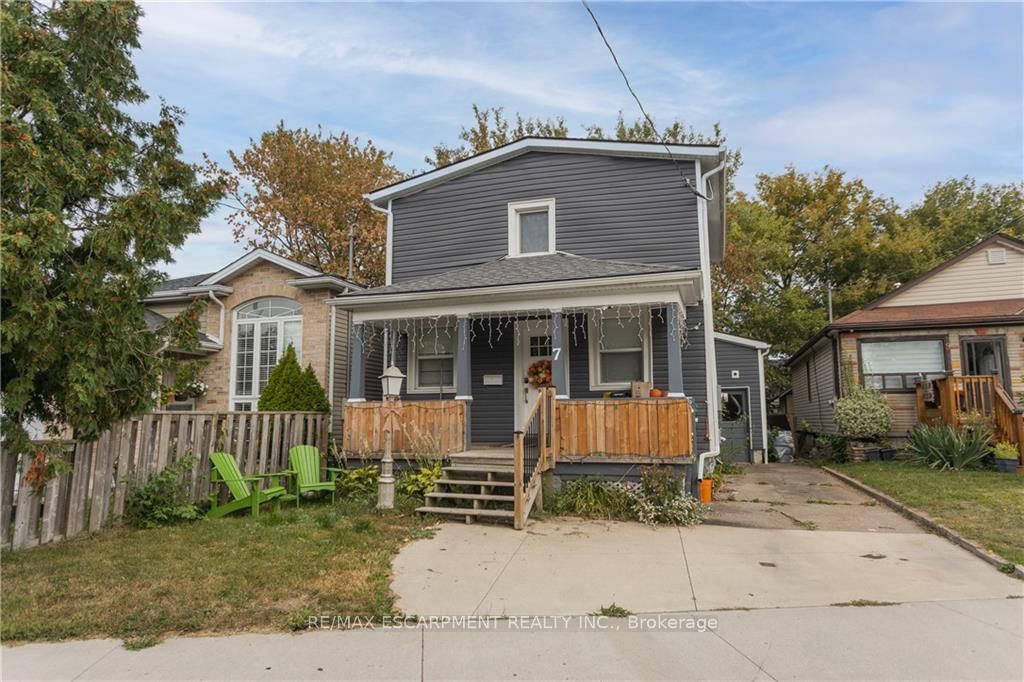 Listing photo 2