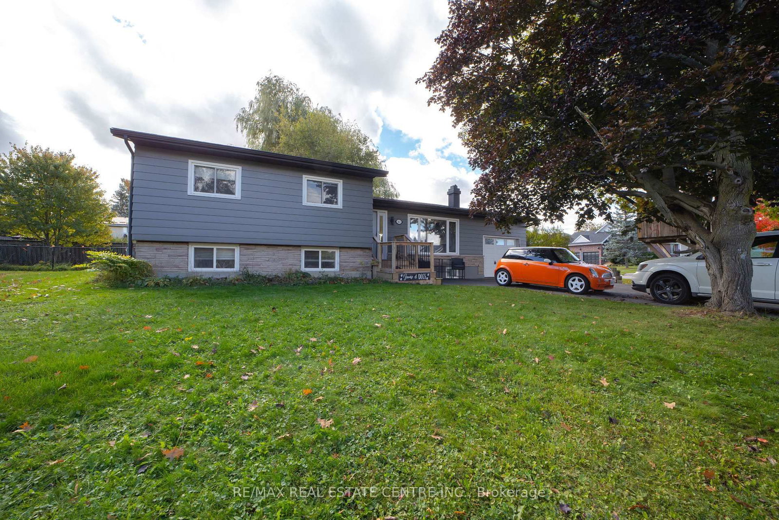Listing Image 3