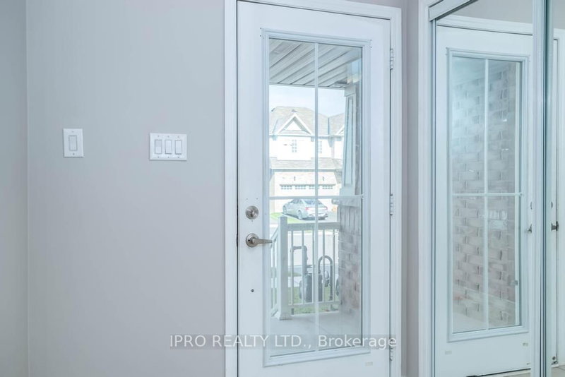 126 Munro Circ, Brantford, N3T 5L5 | Image 3