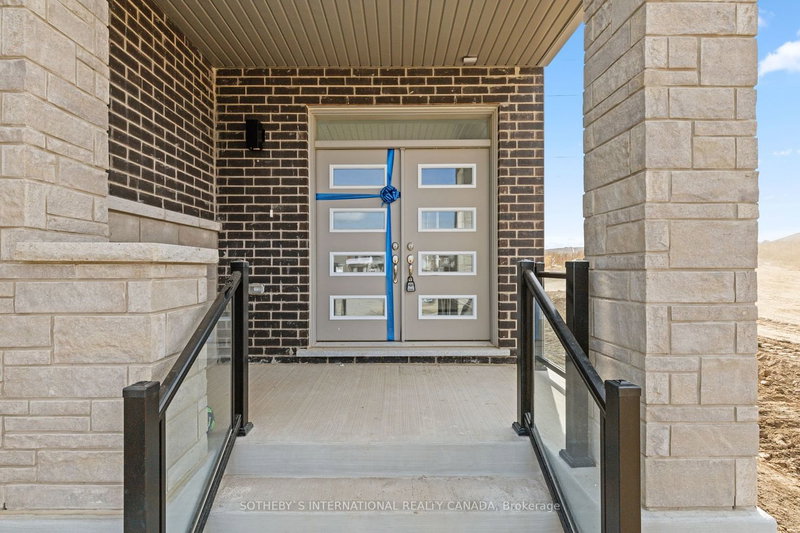 210 Histand Tr, Kitchener, N2R 1P6 | Image 3