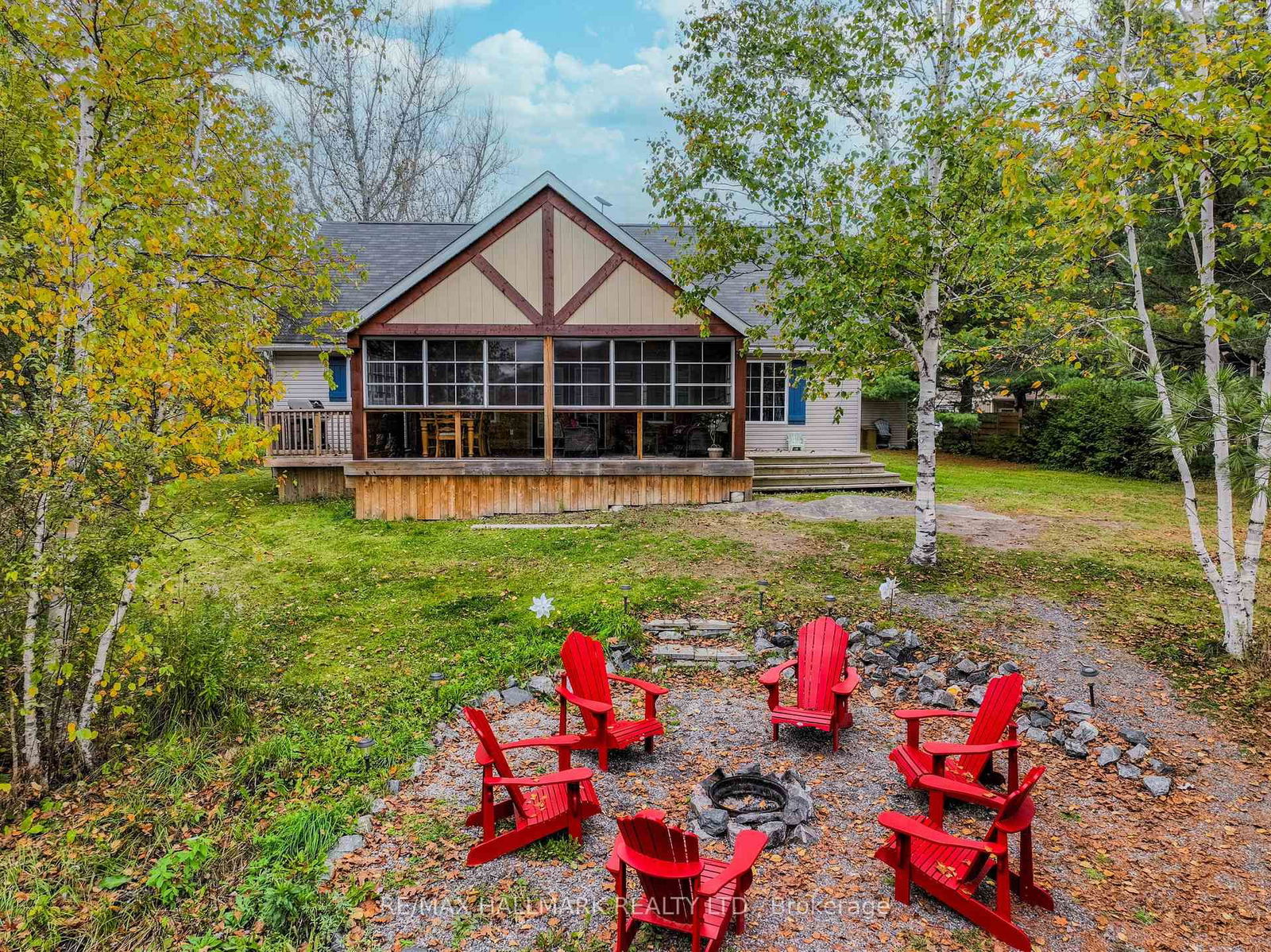 Detached House sold at 10-101 Mckellar Lake Road, McKellar, P0G 1C0 - MLS: X7227414