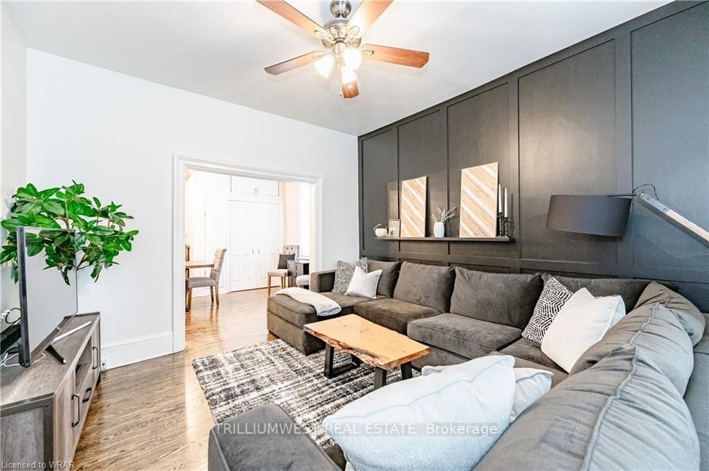 Listing Image 7