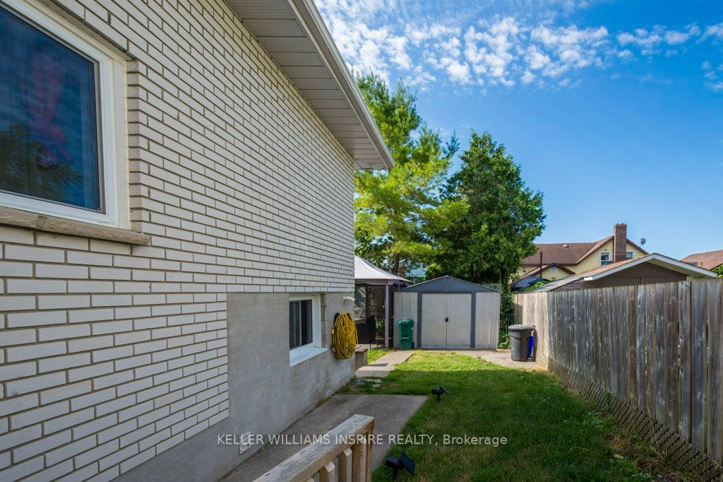 Listing Image 22