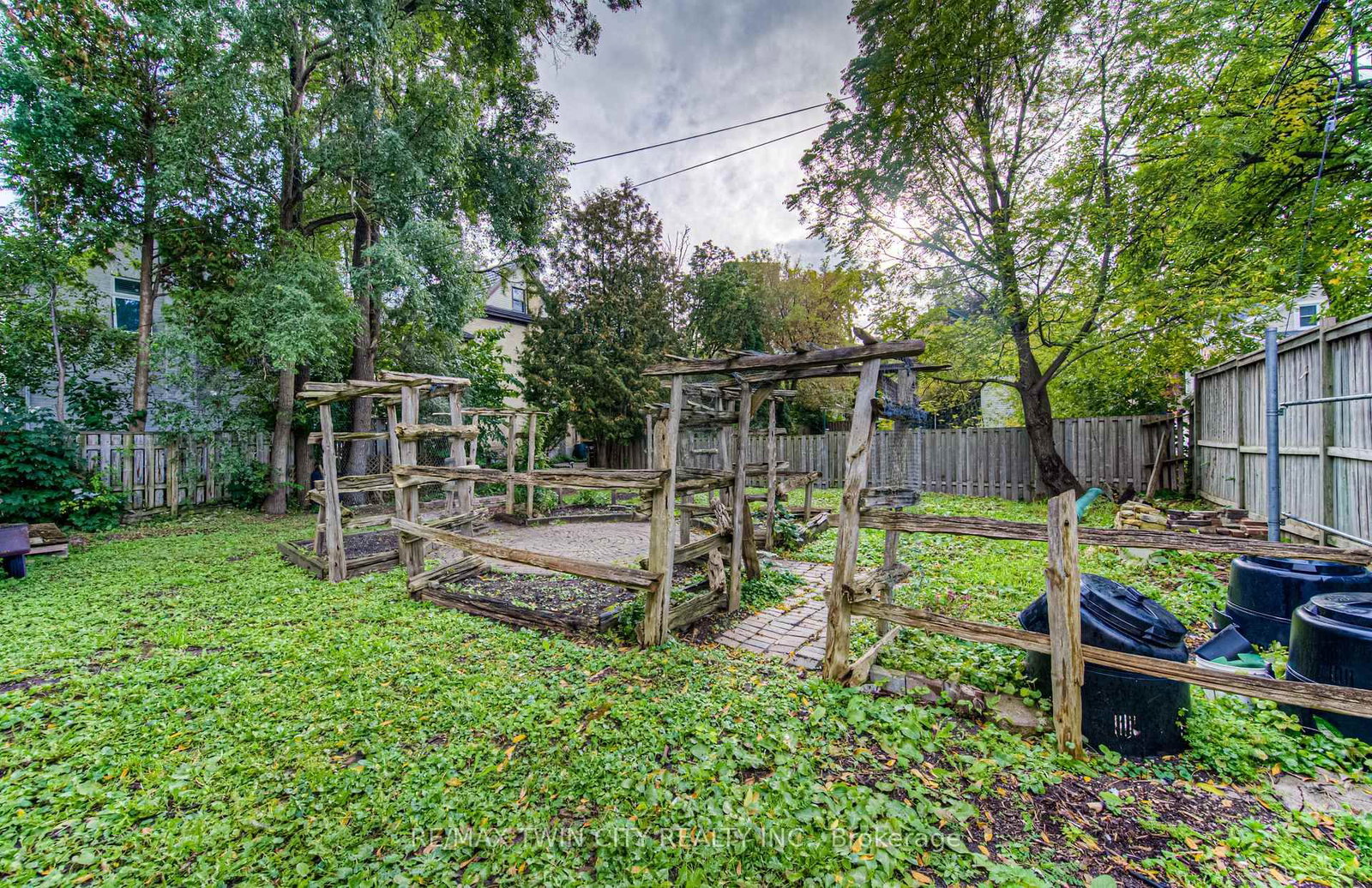 Listing Image 31