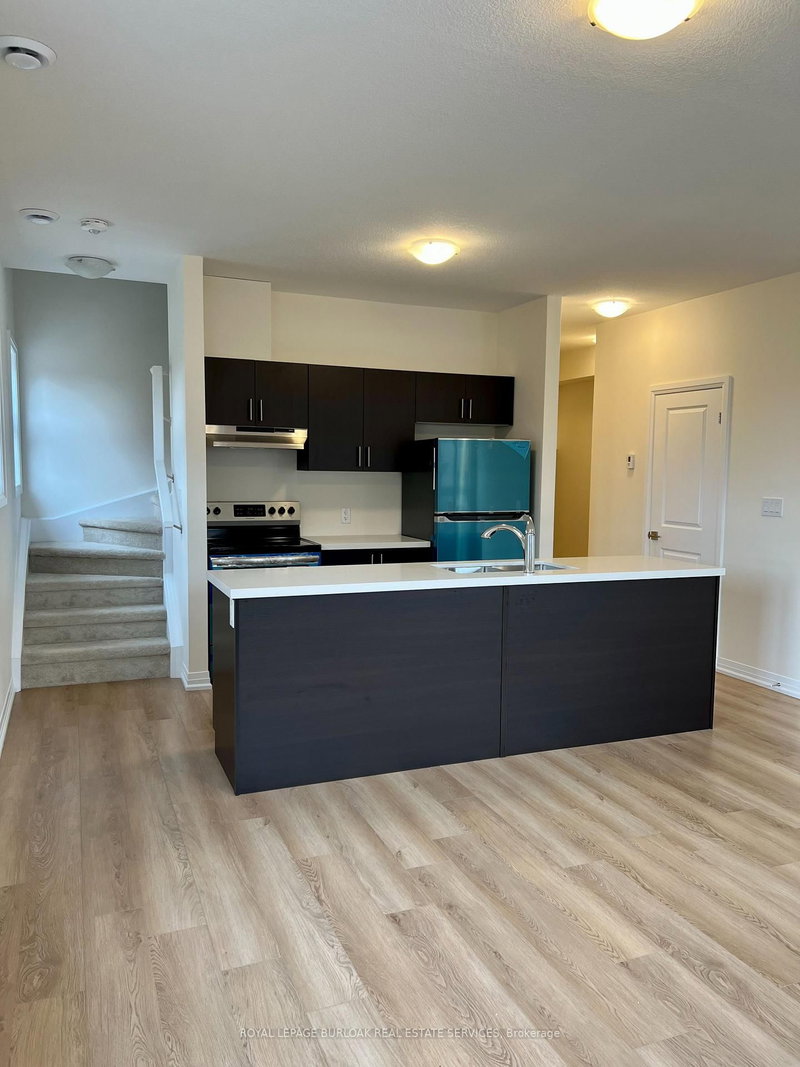 53 - 6705 Cropp St, Niagara Falls, L2E 0C1 | Image 3