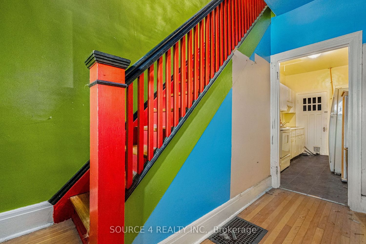 Listing Image 3