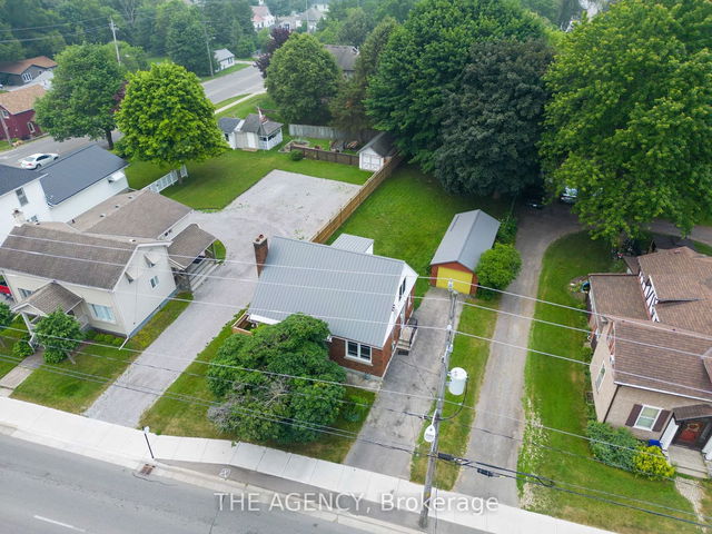 240 Queensway N/A