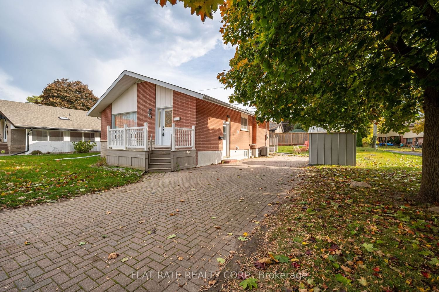 Listing Image 3
