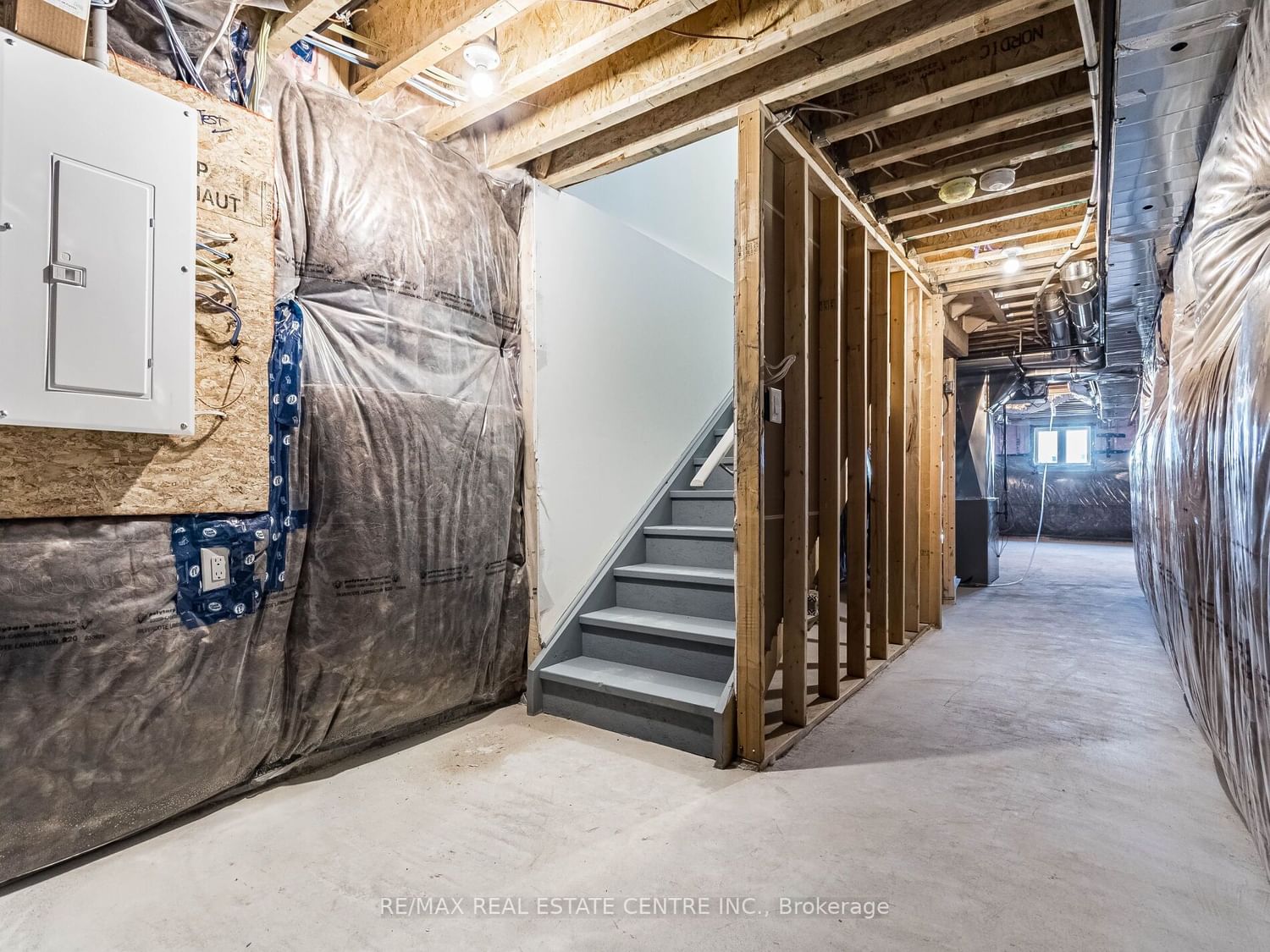 Listing Image 32