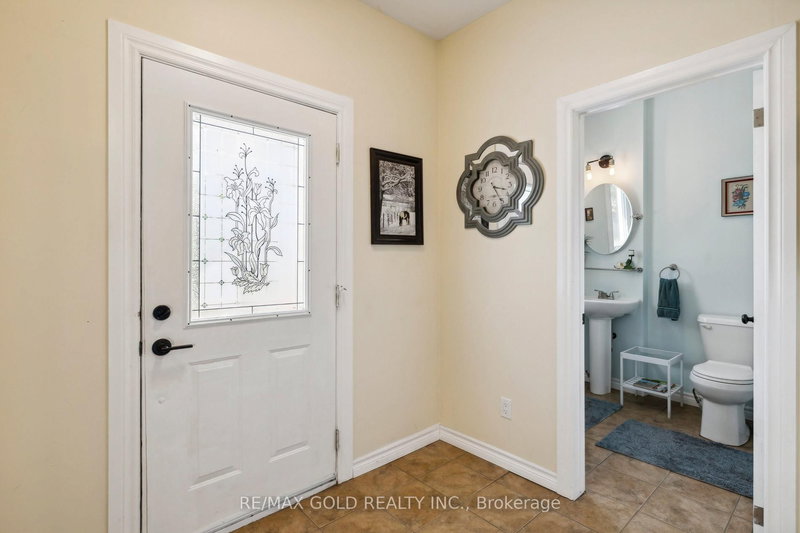 199 Cambridge Rd E, Fort Erie, L0S 1B0 | Image 2