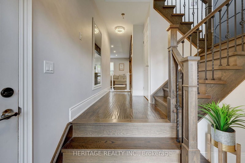 122 Hollybush Dr, Hamilton, L8B 0P1 | Image 2