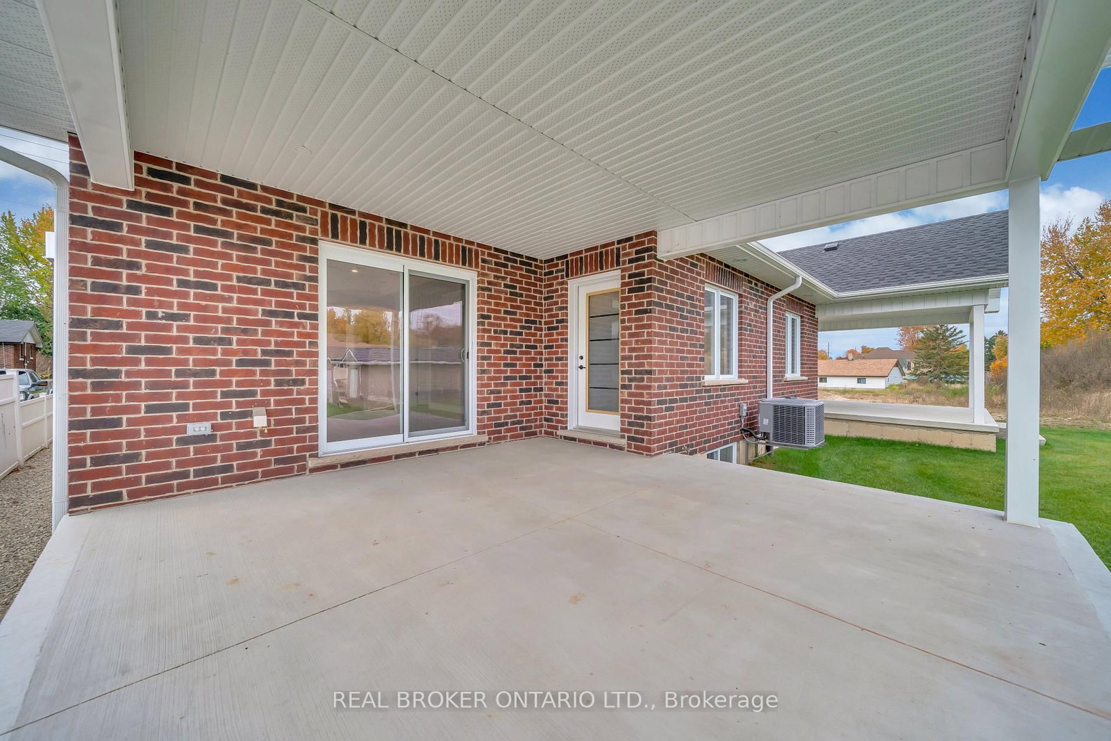 Listing Image 32