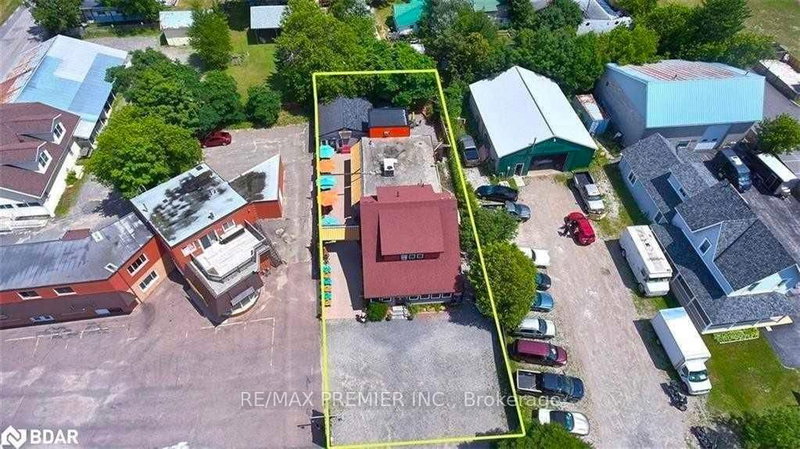 830 Muskoka Rd S, Gravenhurst, P1P 1K3 | Image 2