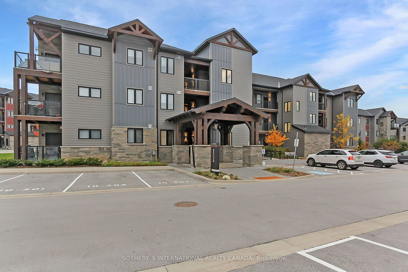 306 - 10 Beausoleil Lane, Blue Mountains, L9Y 0V2 | Image 2