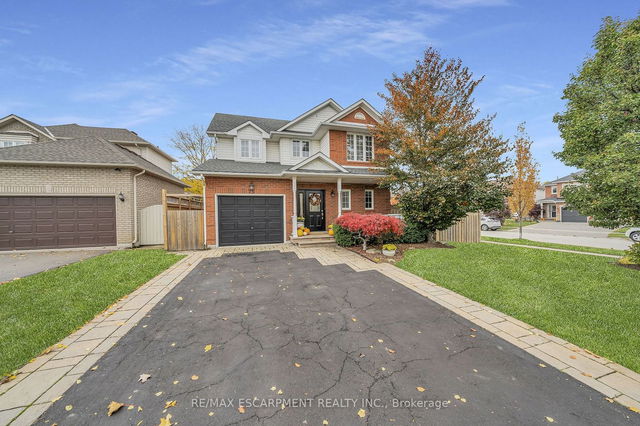 75 HOLLYBUSH Drive