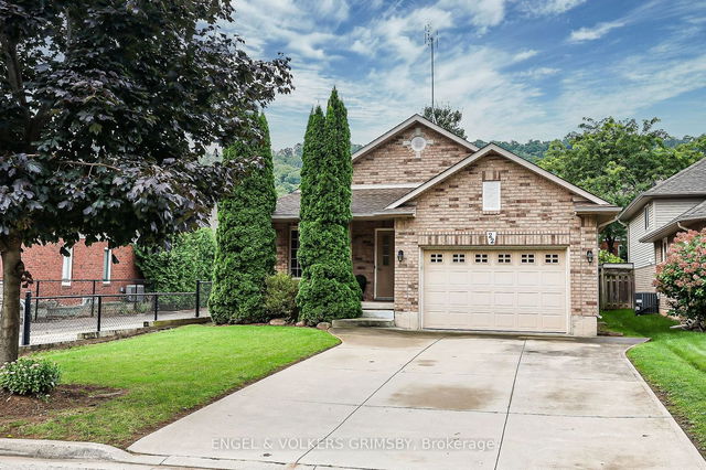 22 Evergreens Drive
