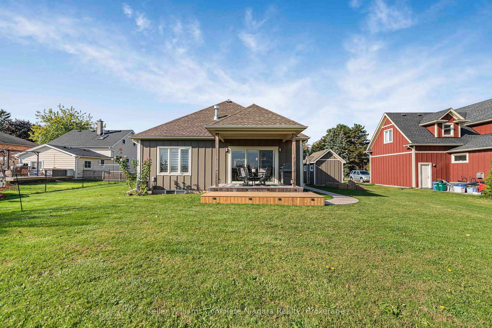 Listing Image 7