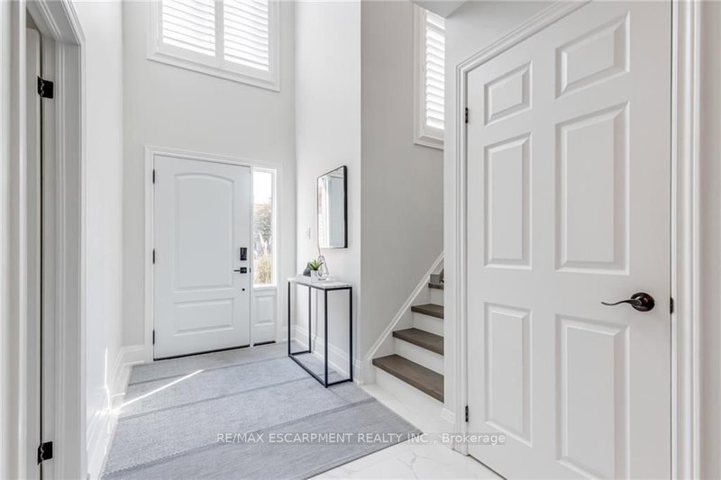 230 Appleby Rd, Hamilton, L9G 2V7 | Image 3