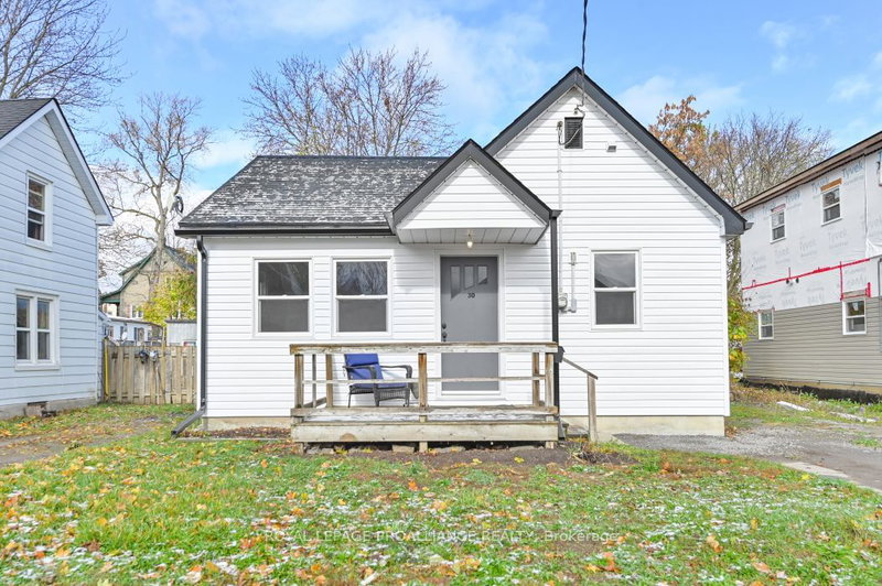 30 Strachan St, Belleville, K8P 1W8 | Image 3