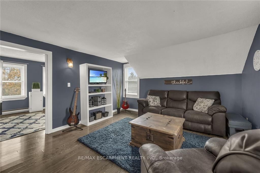 Listing Image 25