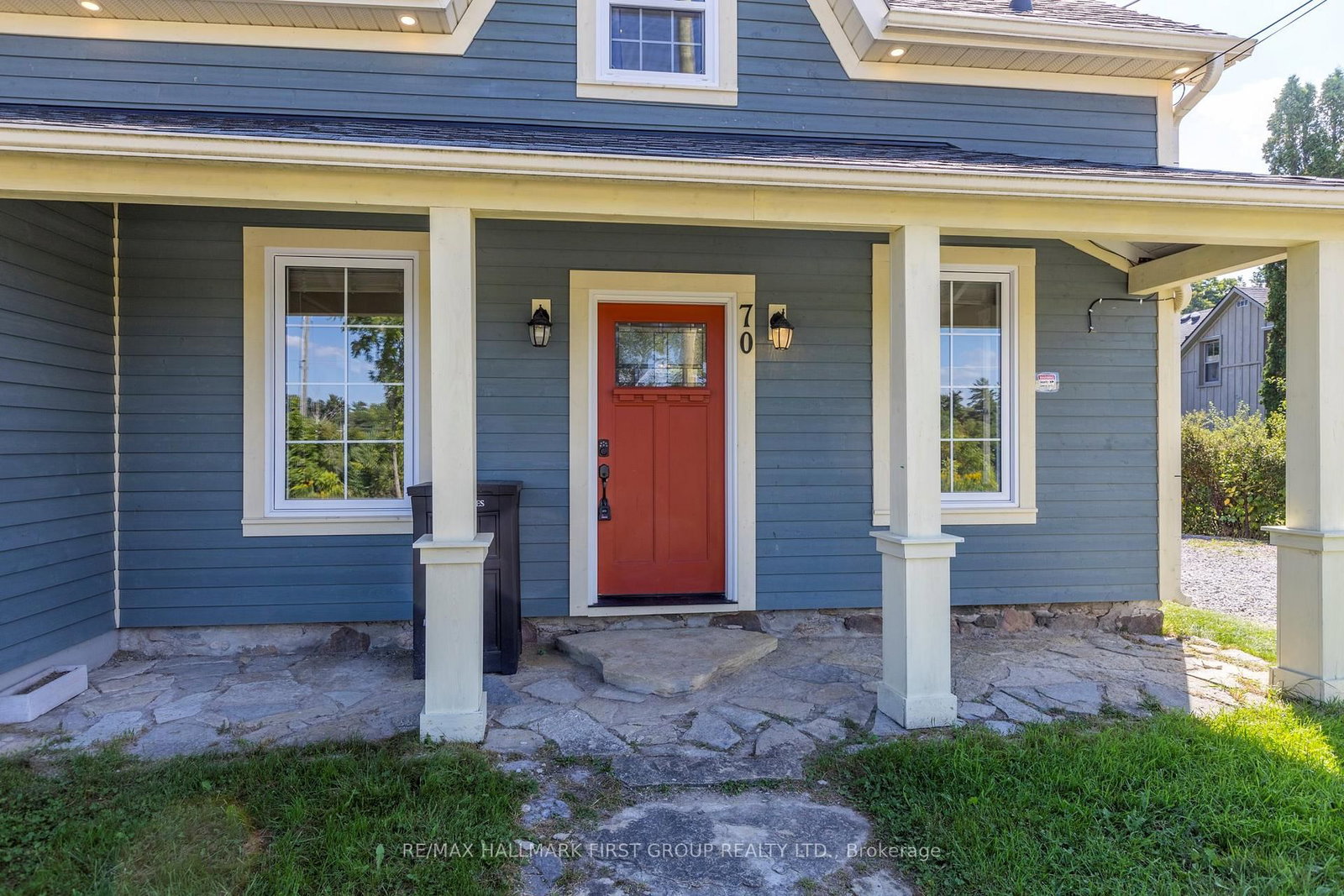 Listing Image 3