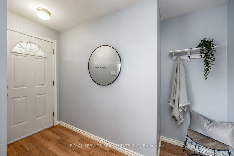 133 Goodfellow Rd, Peterborough, K9J 5W9 | Image 2