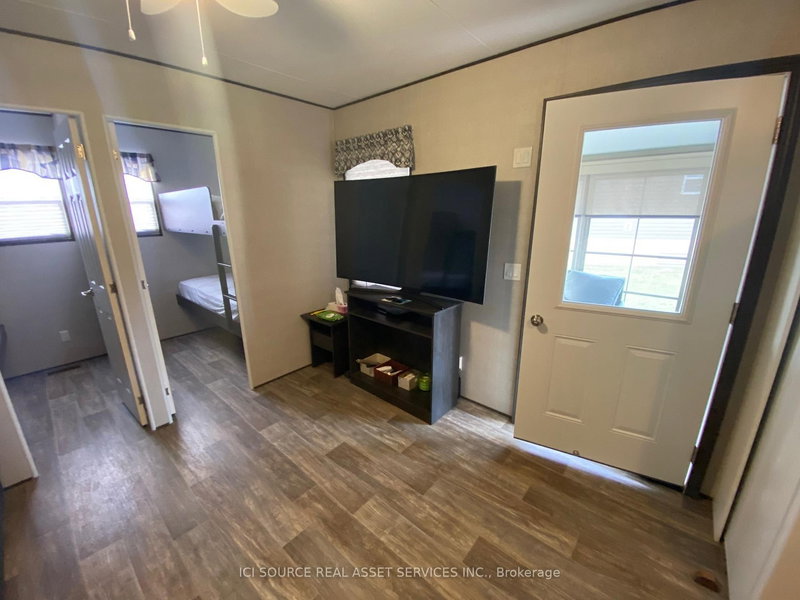 40 Glen - 1235 Villiers Line, Otonabee-South Monaghan, K0L 2G0 | Image 3