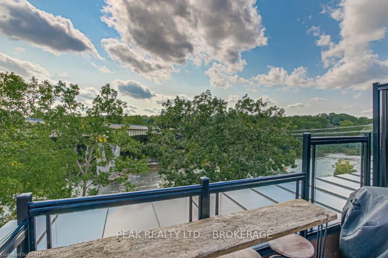 11 - 2 Willow St, Brant, N3L 0C6 | Image 2