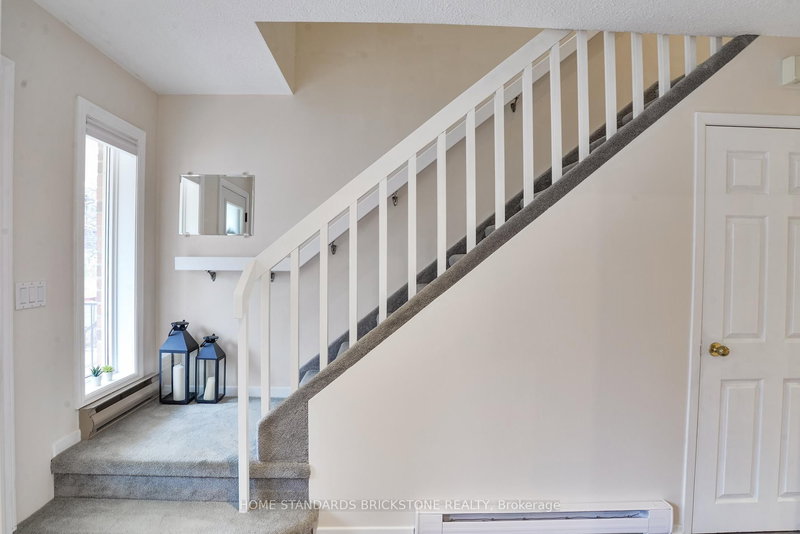 10 - 142 Ecclestone Dr W, Bracebridge, P1L 1G6 | Image 2