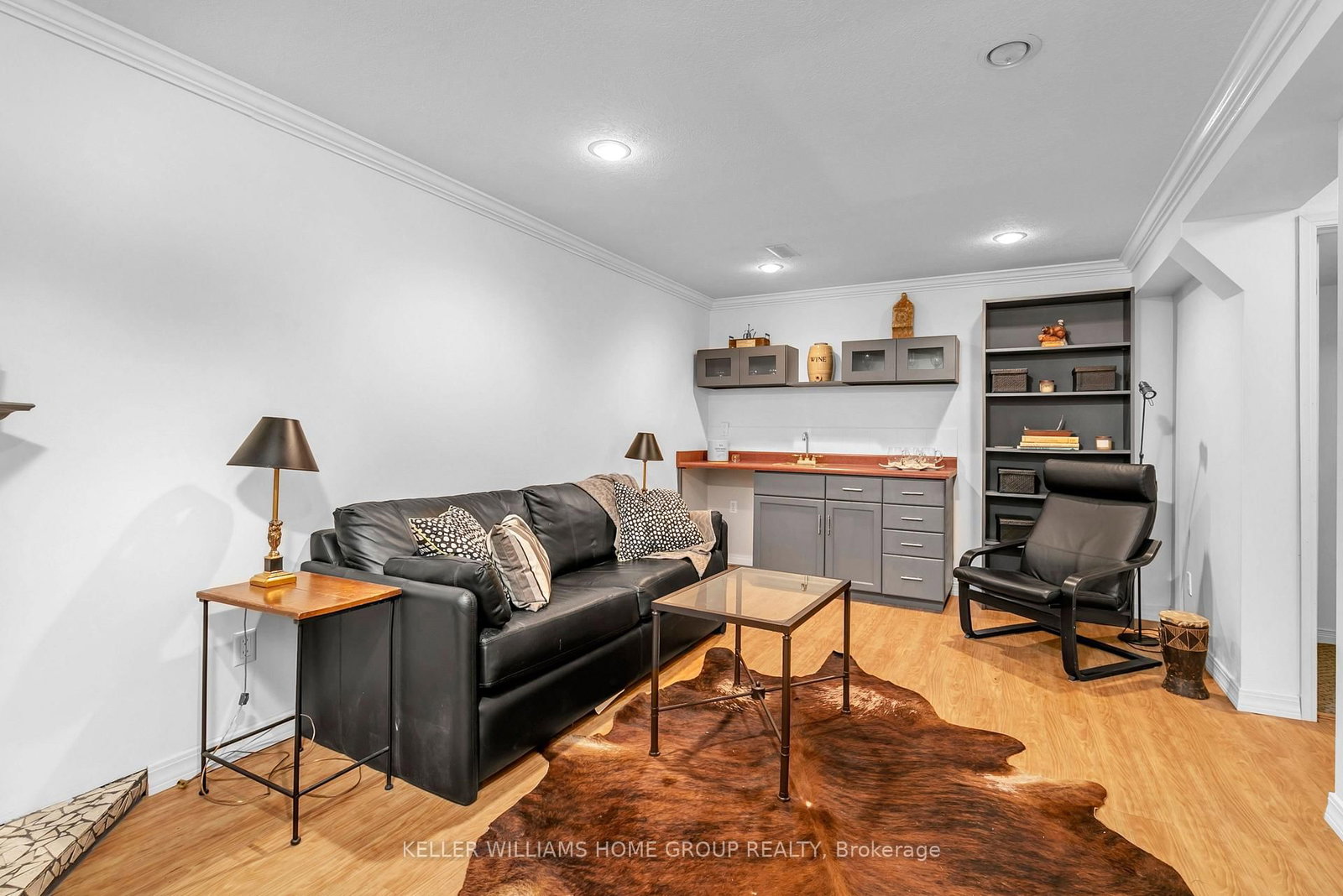 Listing Image 23