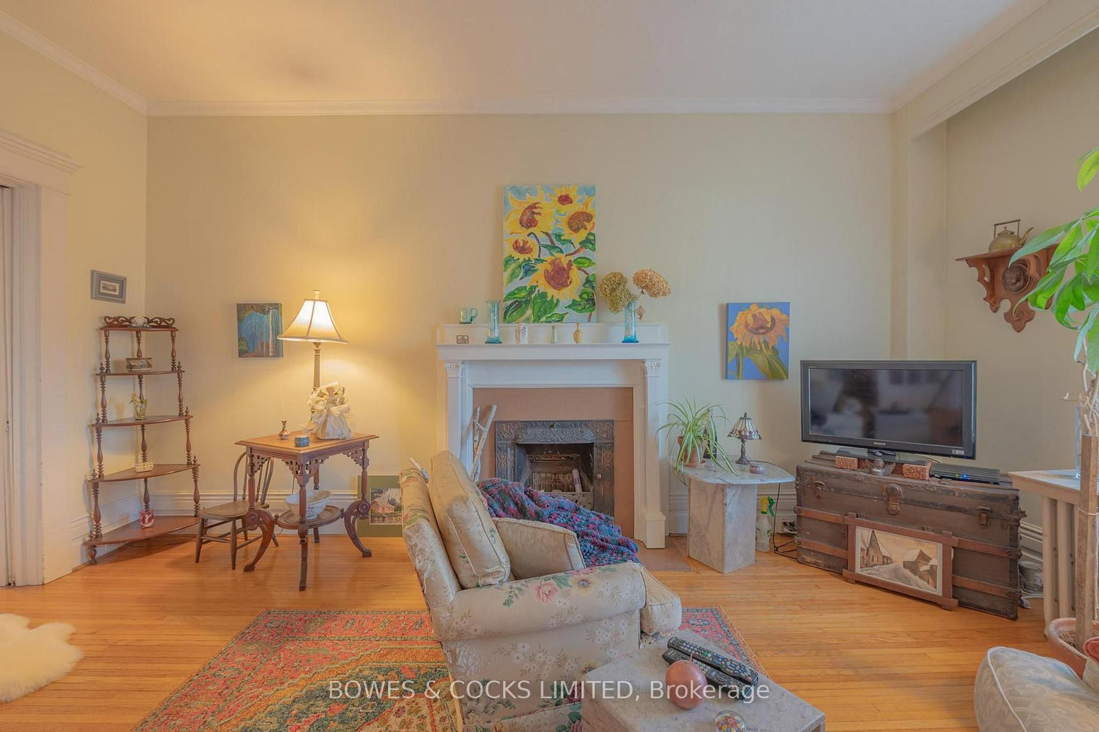 Listing Image 7