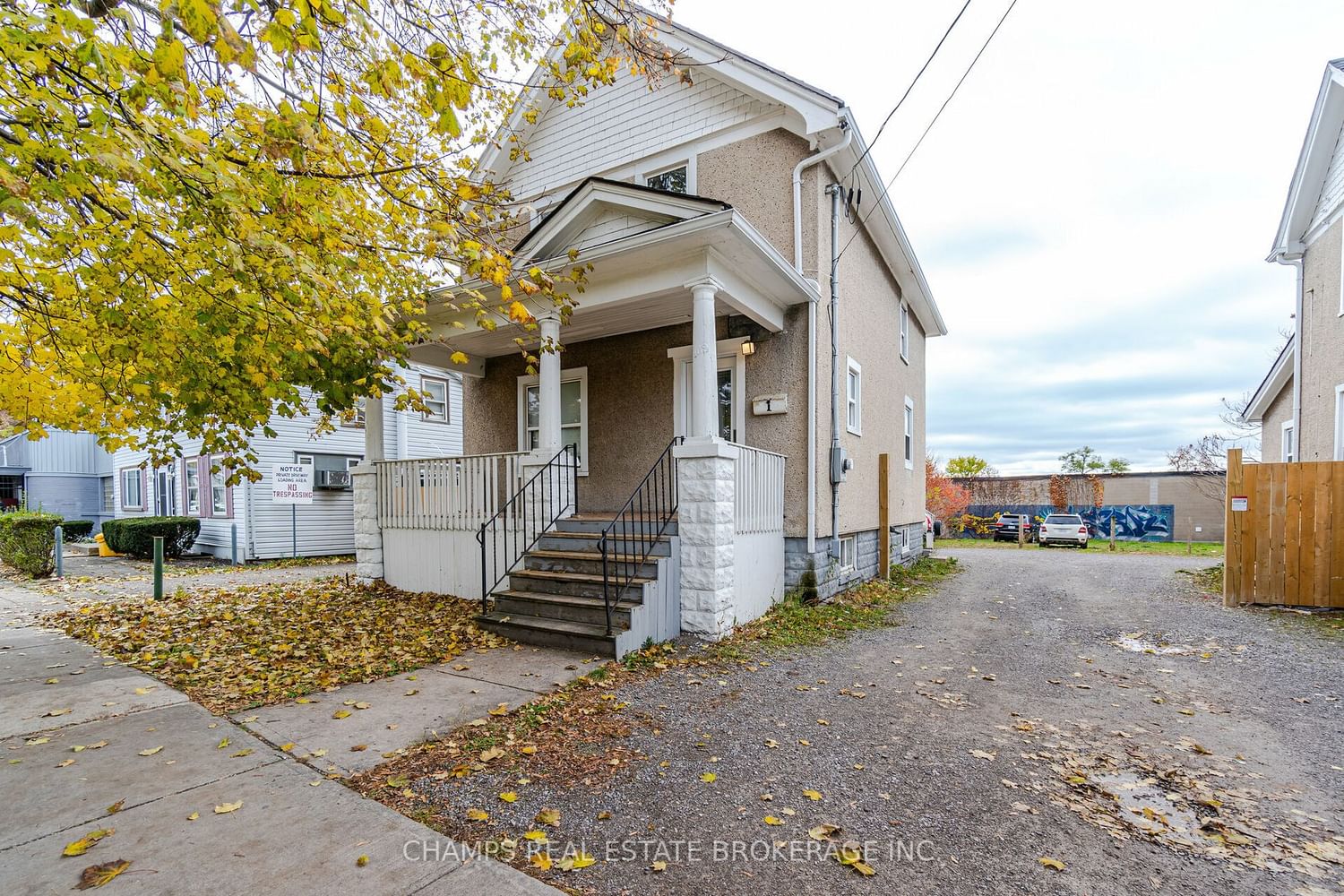 Listing Image 0