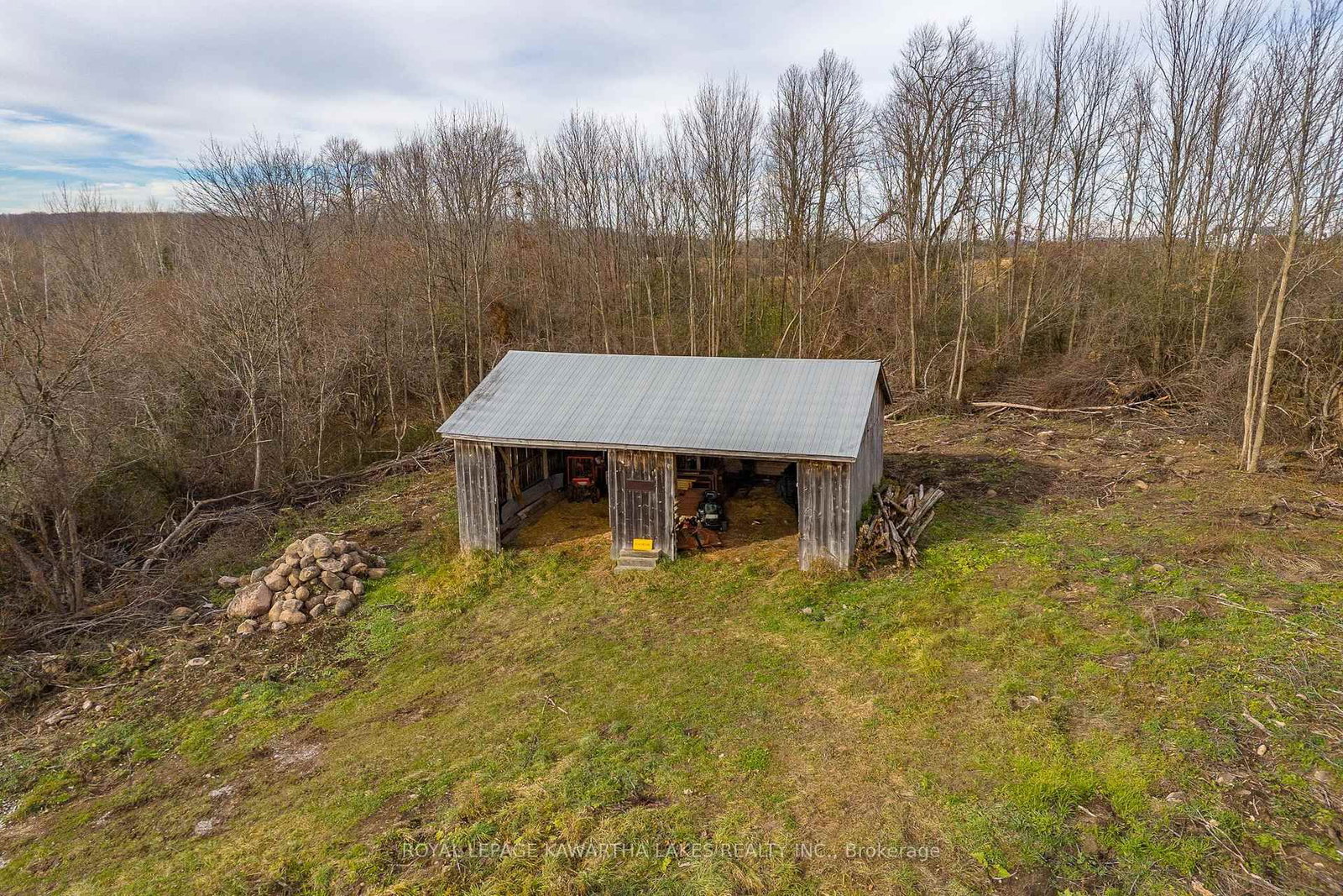Listing Image 7
