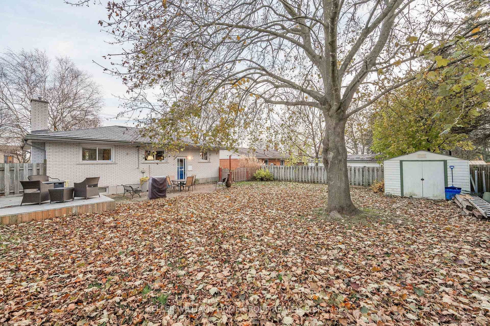 Listing Image 7