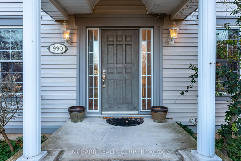 990 Haist St, Pelham, L0S 1E4 | Image 2