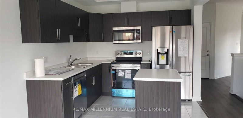 104 - 4552 Portage Rd, Niagara Falls, L2E 8A8 | Image 3