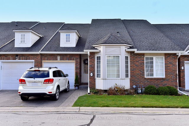 12 - 222 Fellowes Crescent