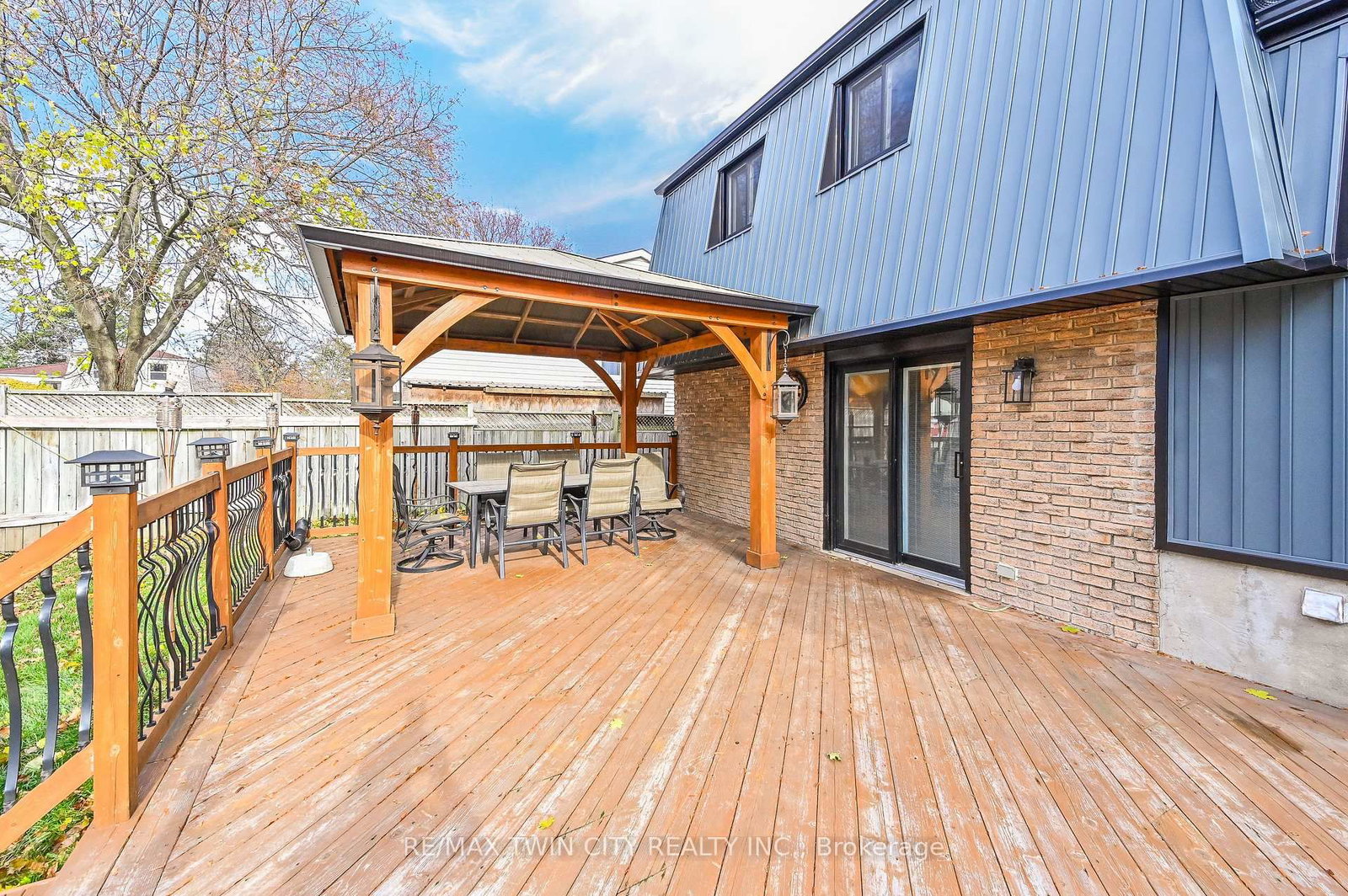 Listing Image 32