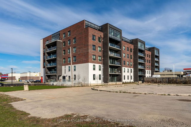 108 - 5 Hamilton Street