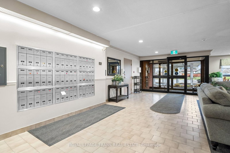 112 - 2 Heritage Way, Kawartha Lakes, K9V 5P5 | Image 3