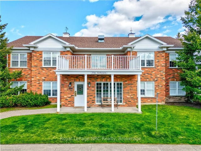 204 - 4090 John Charles Boulevard