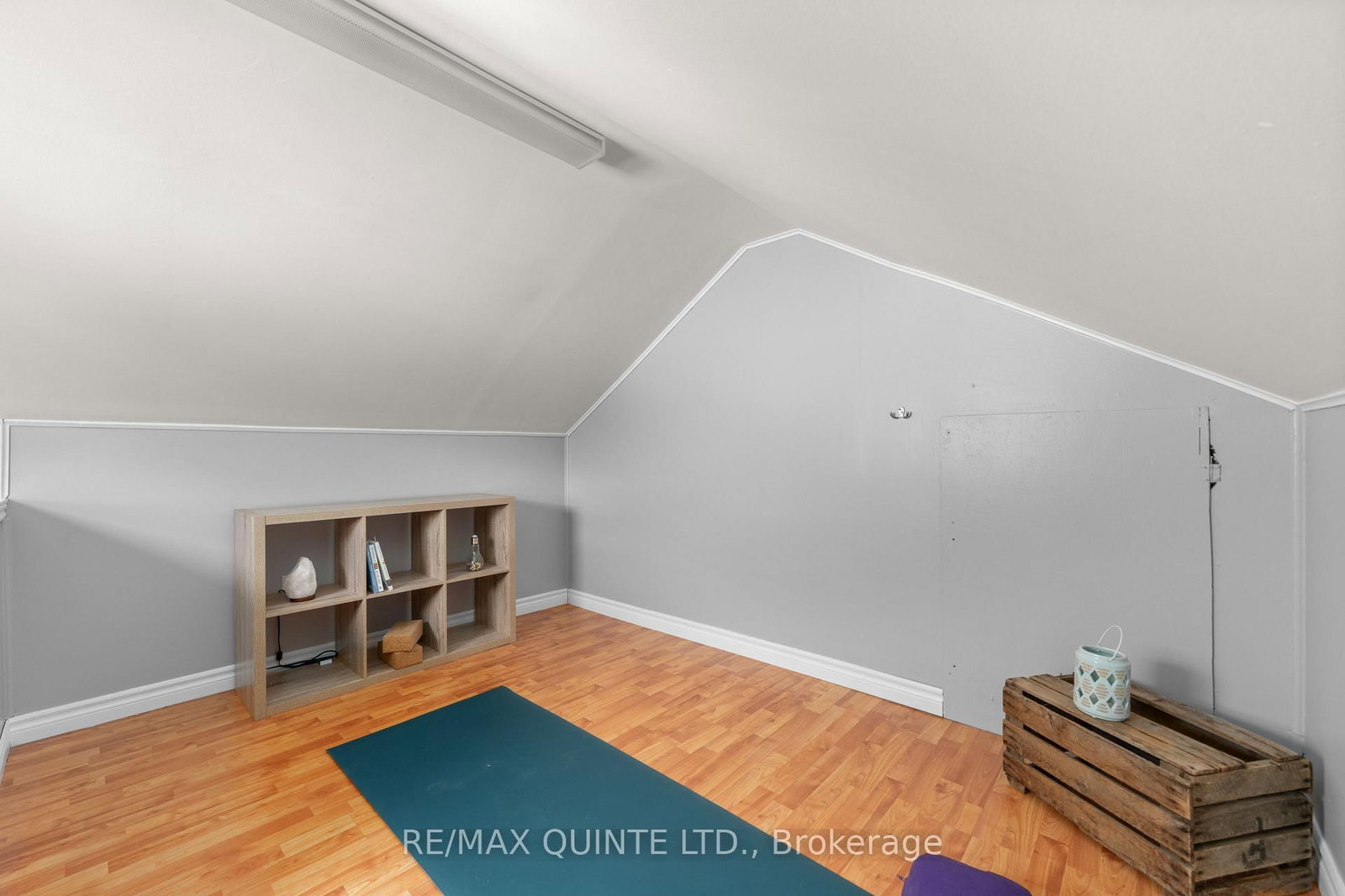 Listing Image 24