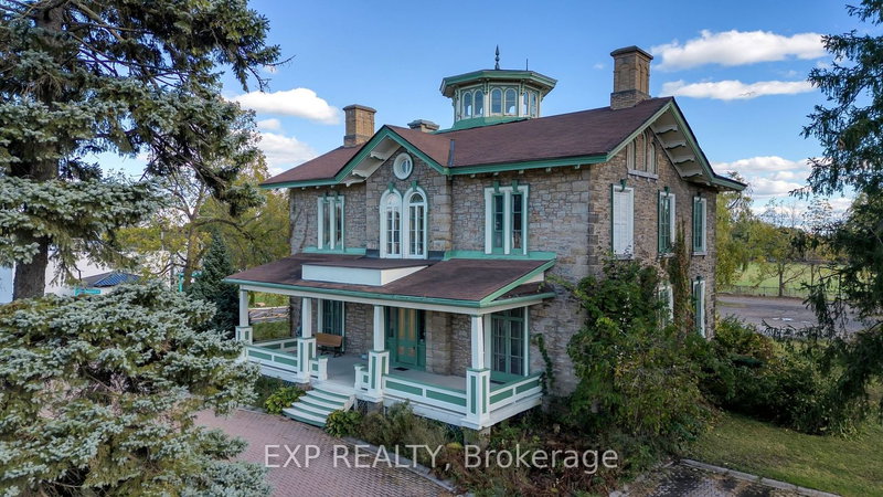 389 King St E, Gananoque, K7G 1G6 | Image 2