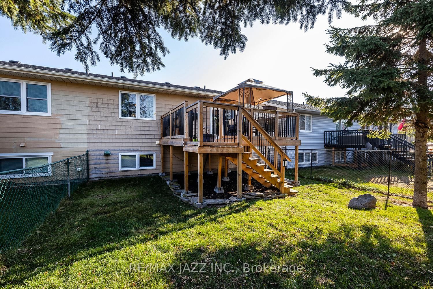 Listing Image 28