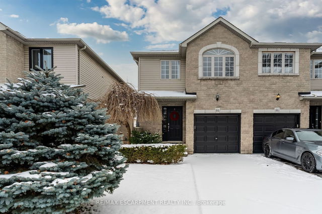 84 Foxborough Drive