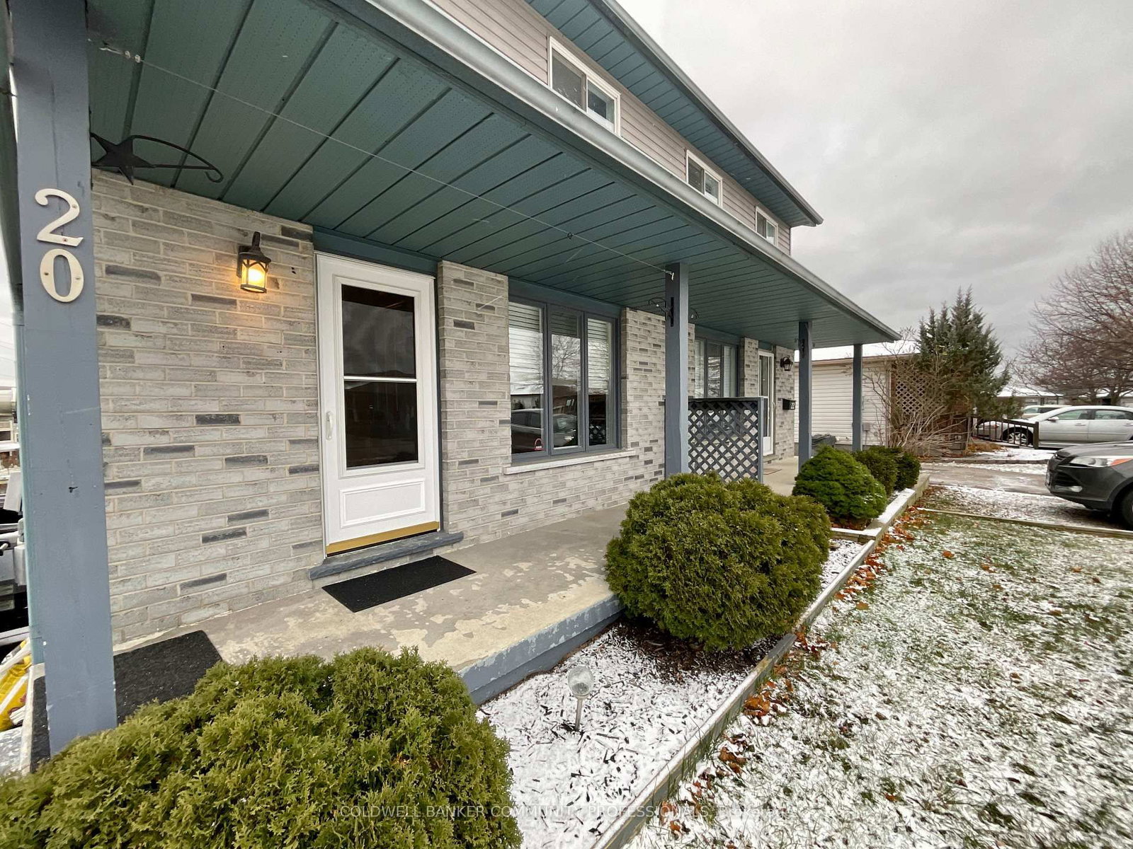 Listing Image 3